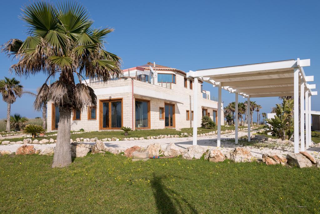 Lalena'S Garden Hotel Portopalo Di Capo Passero Exterior photo